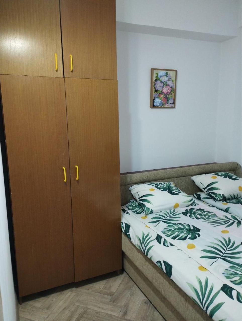 Vnj In #2 Apartment